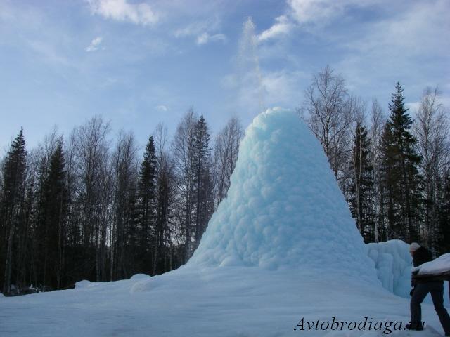 Ледяной фонтан Зюраткуль фотография