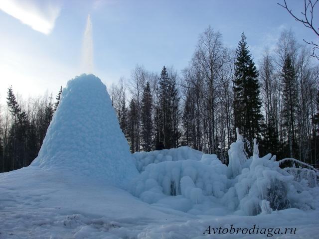 Ледяной фонтан, национальный парк Зюраткуль фотография