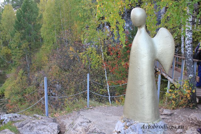 Скульптура Ангела Единой Надежды Природный парк Оленьи ручьи