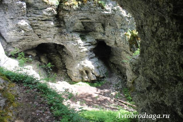 Пещера Череп, река Березовая, Чердынский район, Пермский край